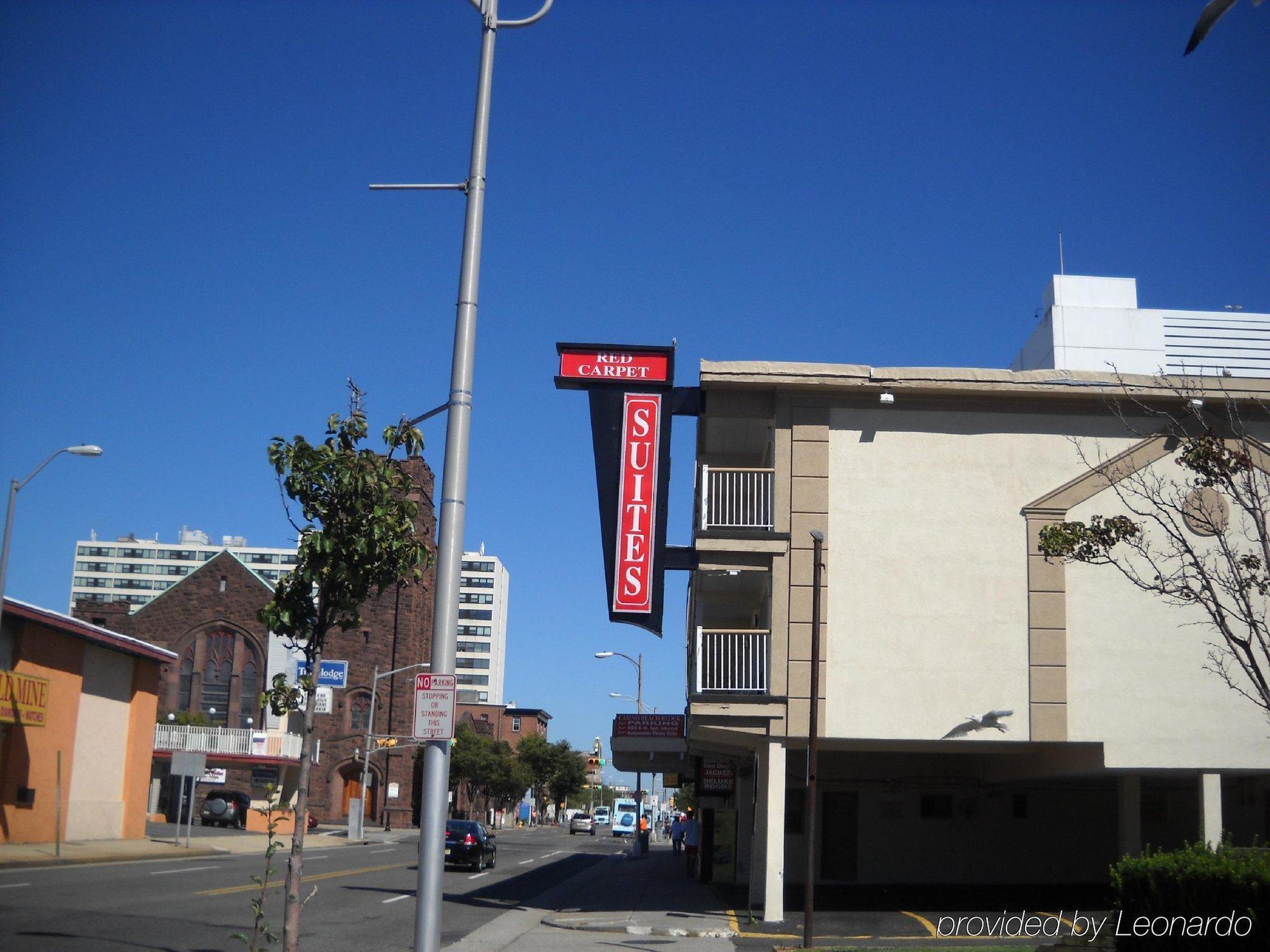 Red Carpet & Atlantic Motel